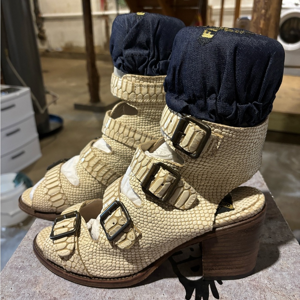 Freebird Quail Sandals in White Snake